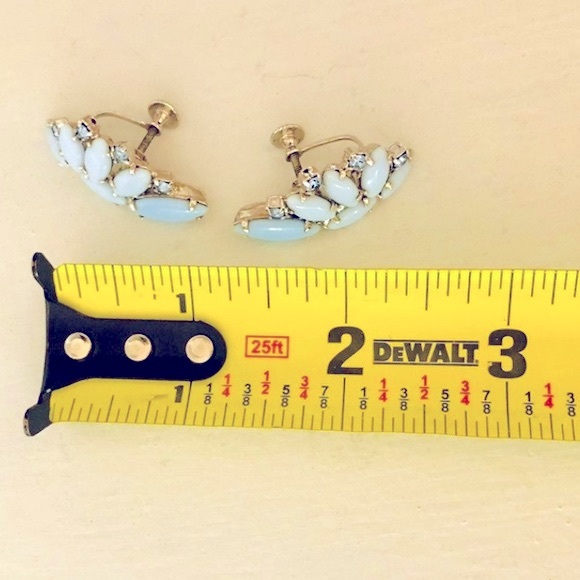 Blue Deco Signed Rhinestone Vintage Earrings - Picture 12 of 17